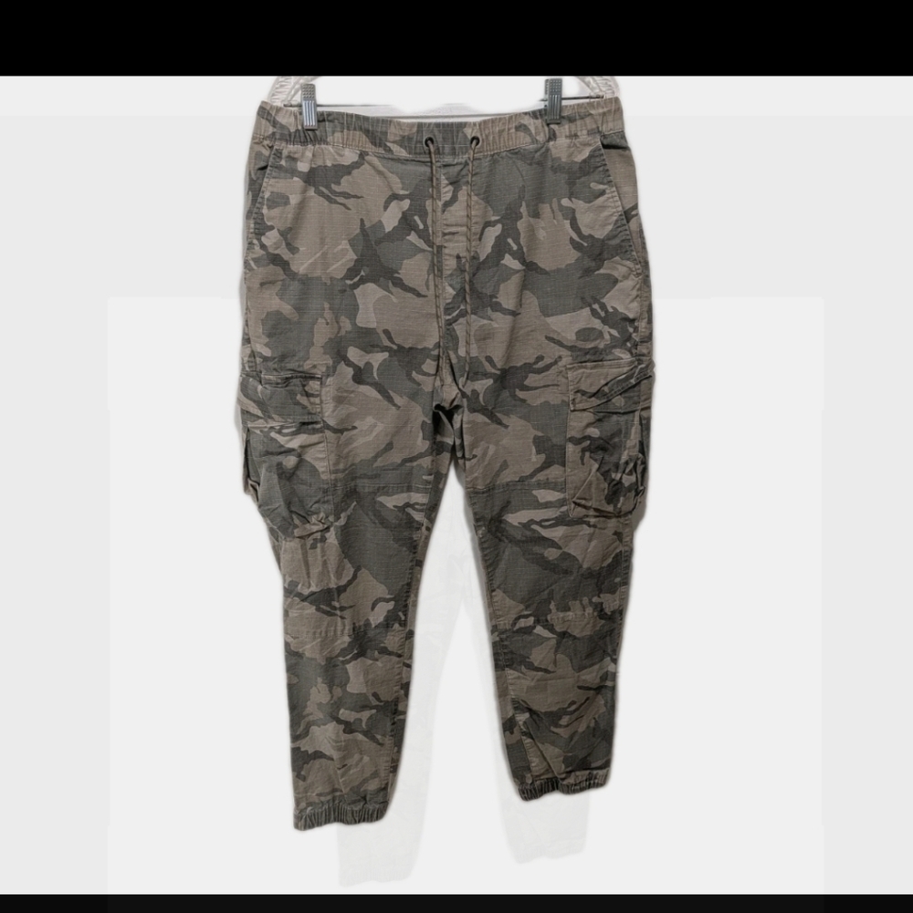 Old Navy Camouflage Jogger Cargo Pants Mens L 34x29 Outdoor Hunting #5555 - Picture 2 of 11